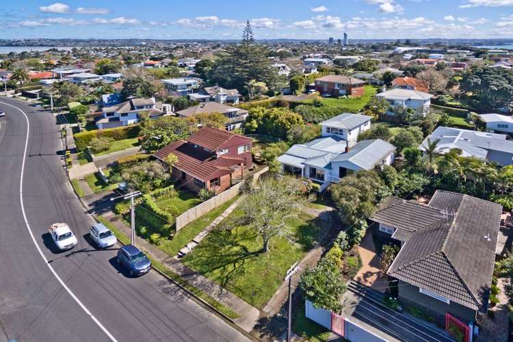 52 Williamson Avenue Belmont_13