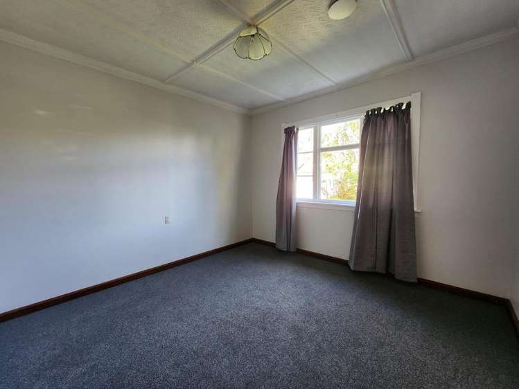 57 Carthew Street Okato_10