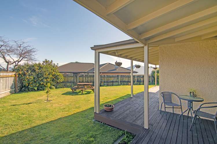 86 Olympus Way Richmond_19