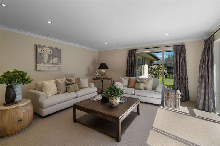 52 Skyedale Drive Harewood_11