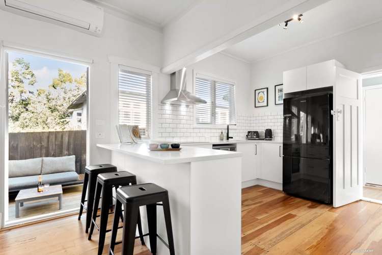 24 Wattle Street New Lynn_5