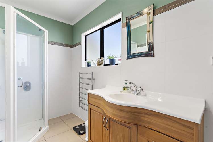 38 Portland Road Carterton_9