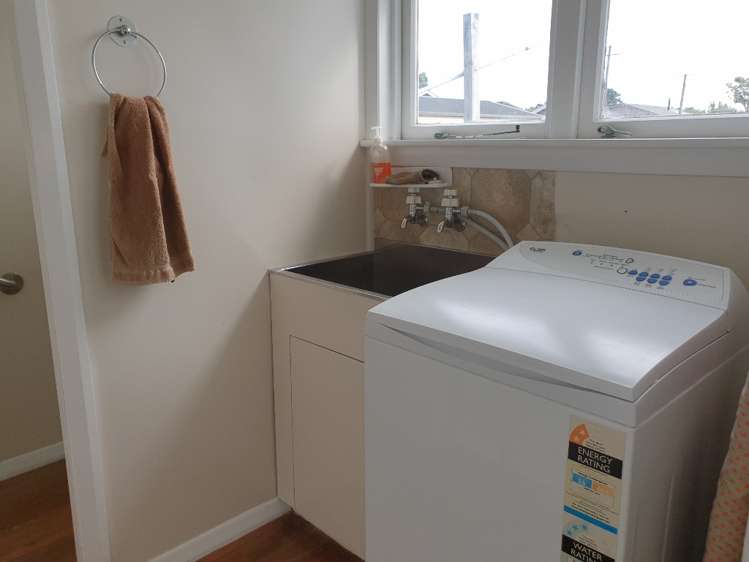 6 Achilles Street Blaketown_8