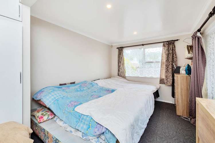 24 Finlow Drive Te Atatu South_8