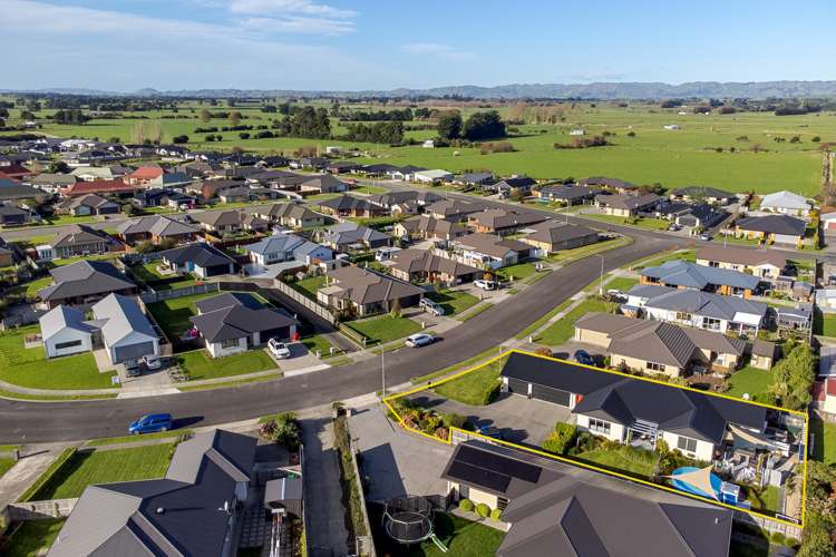 7 Austin Reid Avenue Carterton_21