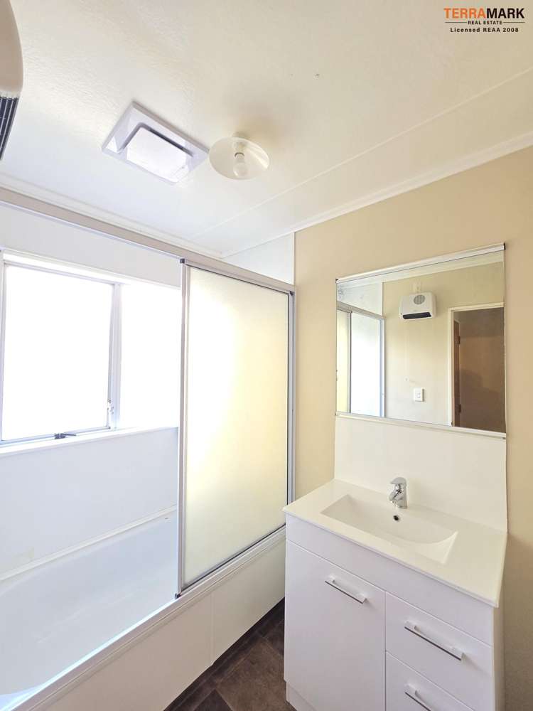 1/23 Gemstone Drive Birchville_7