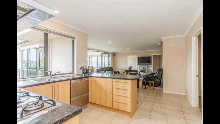 5 Tui Brae Beachlands_2