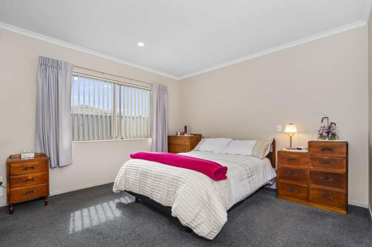 53b Pemberton Crescent Greerton_7