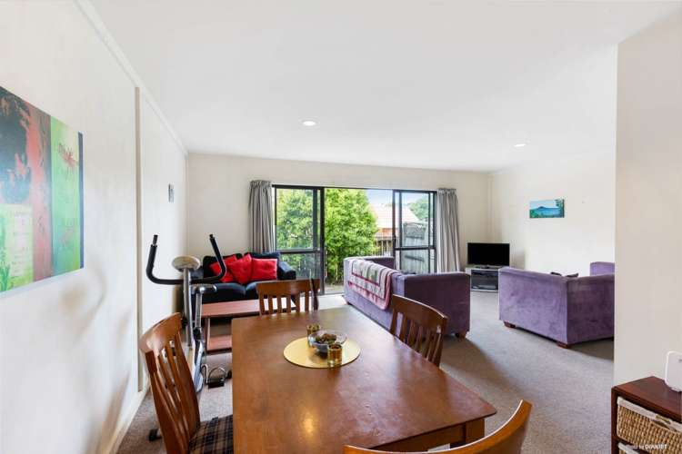 7/35 Fields Parade Oteha_0