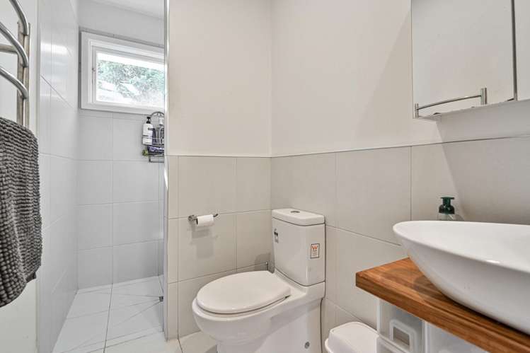 26 Elwood Road Waipatu_12