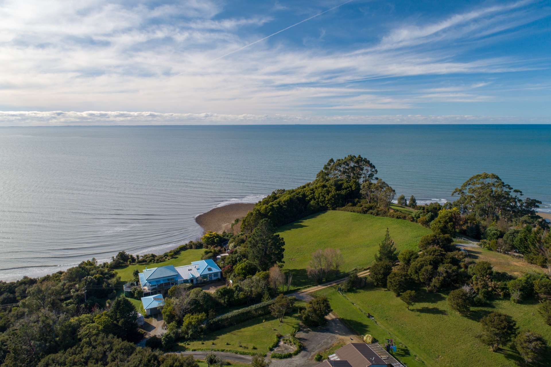 70 Lookout Road Parapara_0