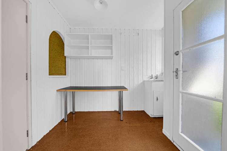 12 Target Road Totara Vale_19