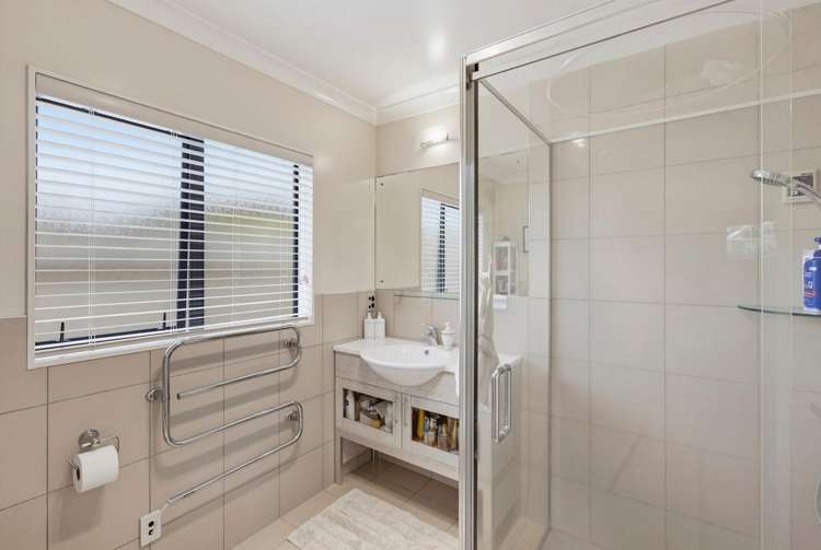 143 Milne Drive Paraparaumu_28
