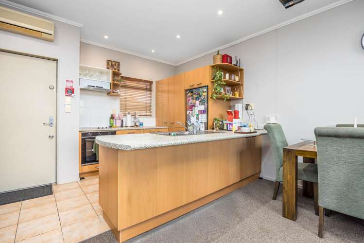 4a/8 Quay Street Auckland Central_6