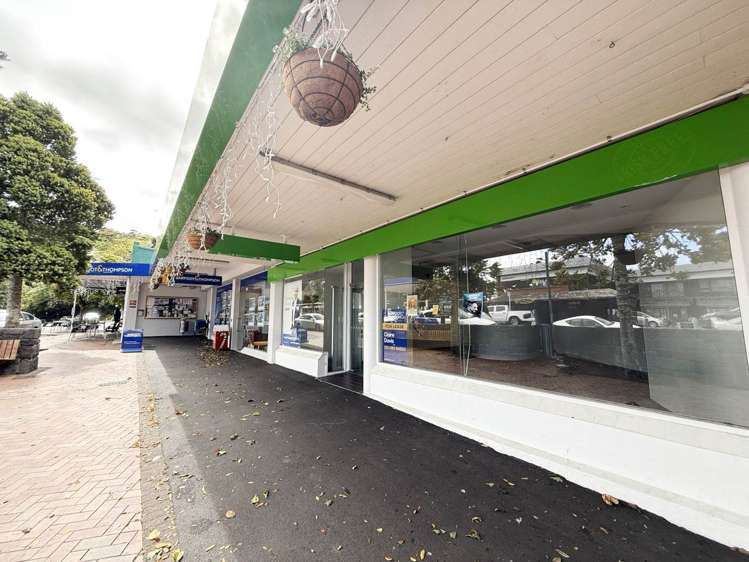 404-406 Titirangi Road Titirangi_7