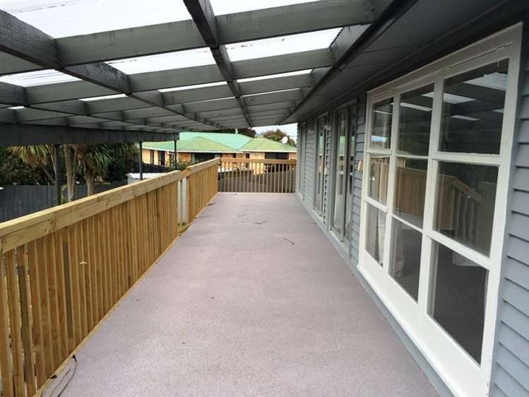 13 Lincoln Road Manurewa_6