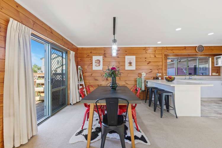 25 Muirfield Street Wattle Downs_5