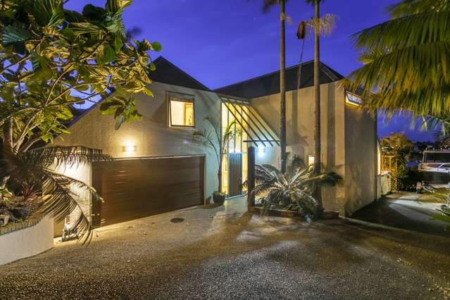 2/5 Mizpah Road Waiake_1