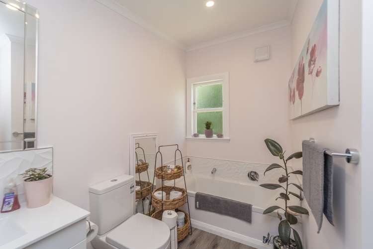 168 Main Street Greytown_5