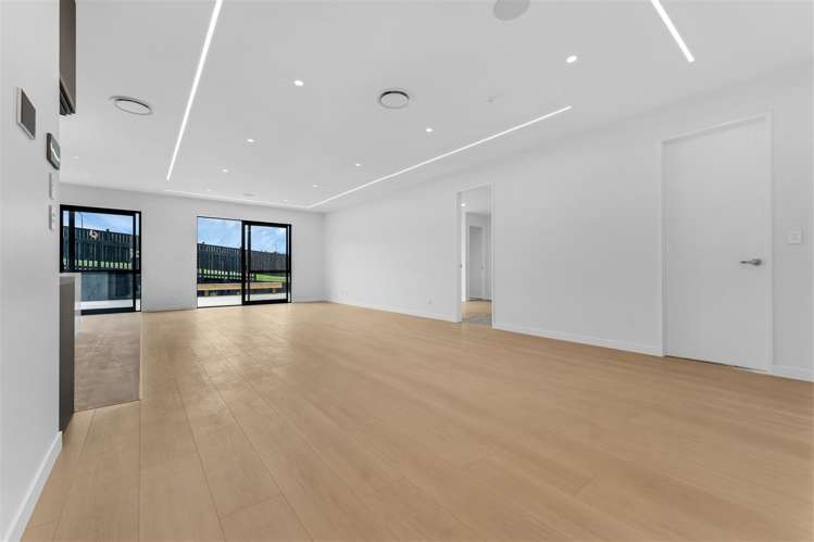 4 Hutukawa Drive Beachlands_20