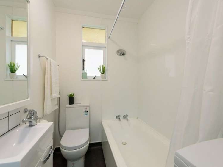 6/46 Hiropi Street Newtown_12