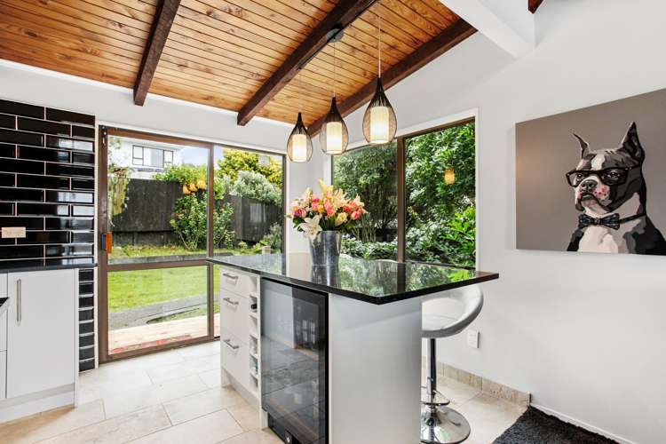 2 Raelene Place Massey_5