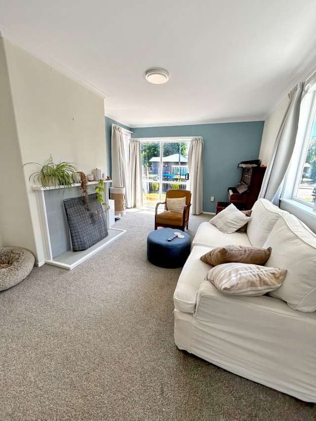 16 Sherwill Street East 10643_3