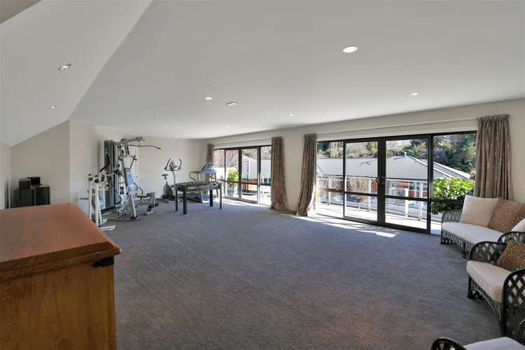 4 Country Place Allenton_27