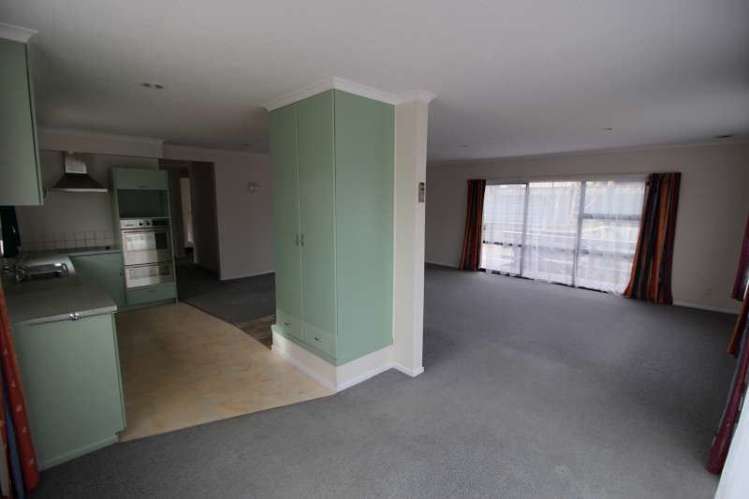 1/20 Karamu Street Taupo_2