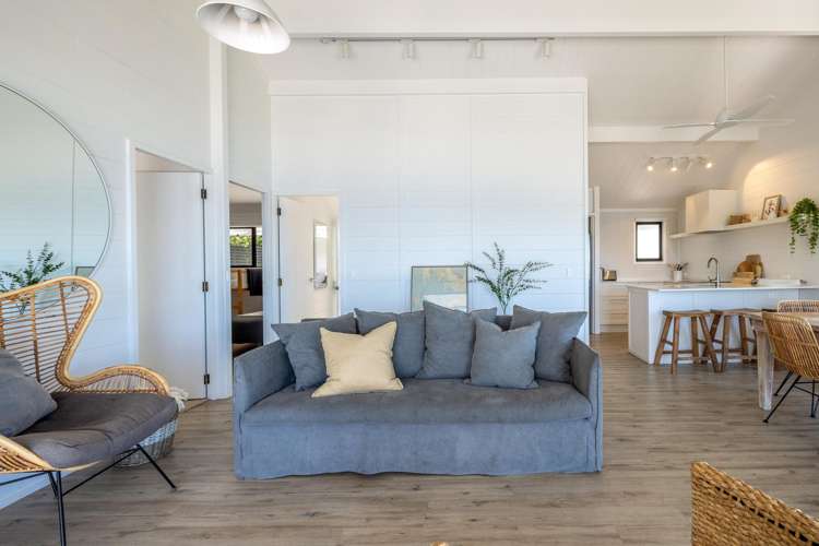 394 Sea View Road Onetangi_10