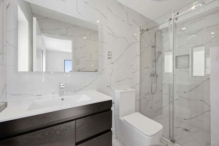 1/12 Landon Avenue Mangere East_10