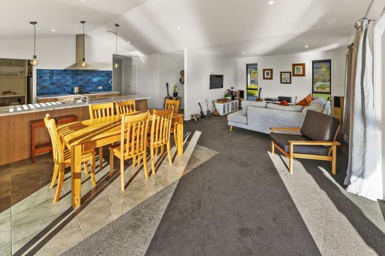 8 Huntaway Close Stoke_8