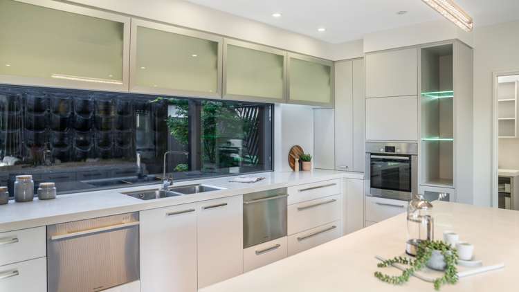 28b Springwater Avenue Northwood_15