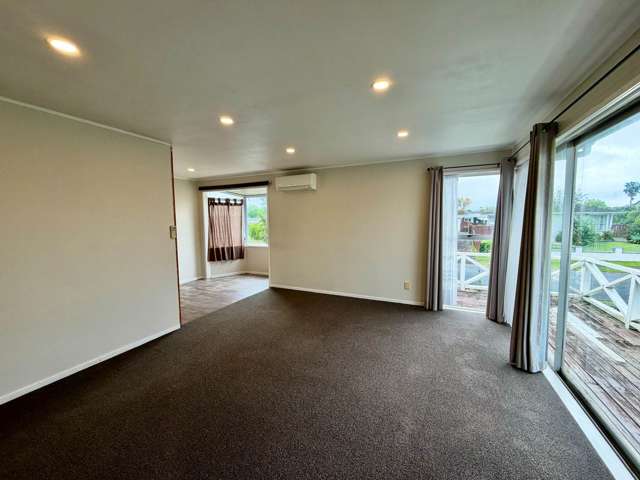 16 Reelick Avenue Pakuranga Heights_3