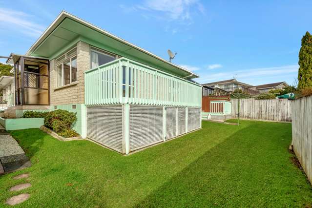 2/12 Tanoa Place Glendene_2