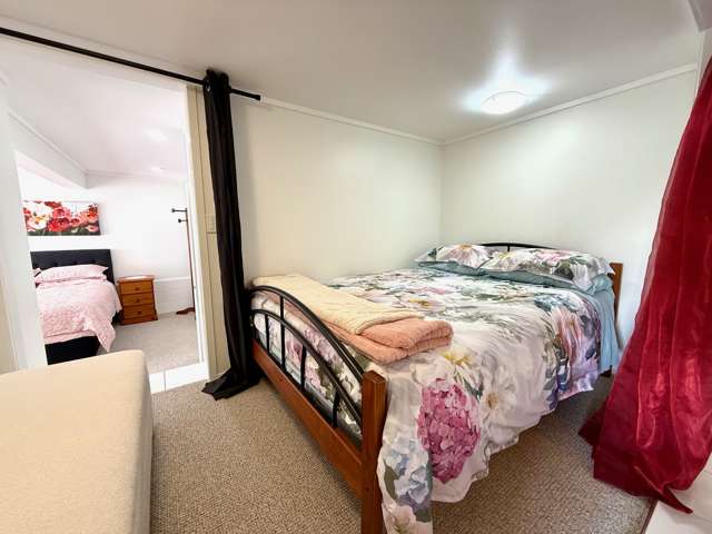 2A Robert St Raglan_4