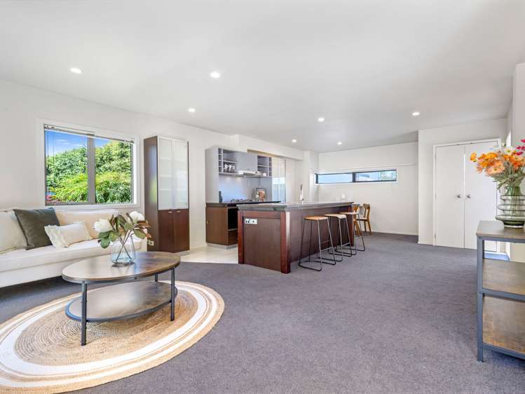 57/21 Hunters Park Dr Three Kings_3