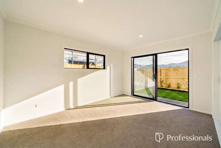 3-24 Te Ara o Wai Marama  (Arakura Plains) Wainuiomata_9