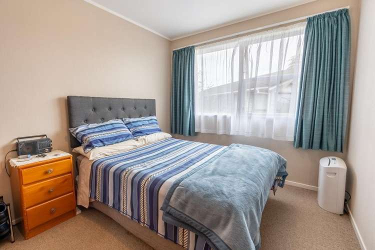 11 Raglan Street Mangere East_7
