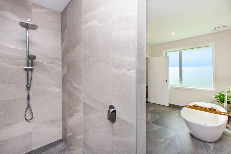 33 Baxter Michael Crescent Cambridge_13