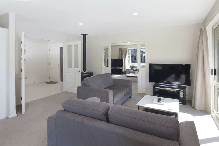 28 Woodhurst Drive Casebrook_17