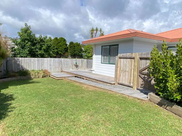 1/12 Knott Road Stanmore Bay_1