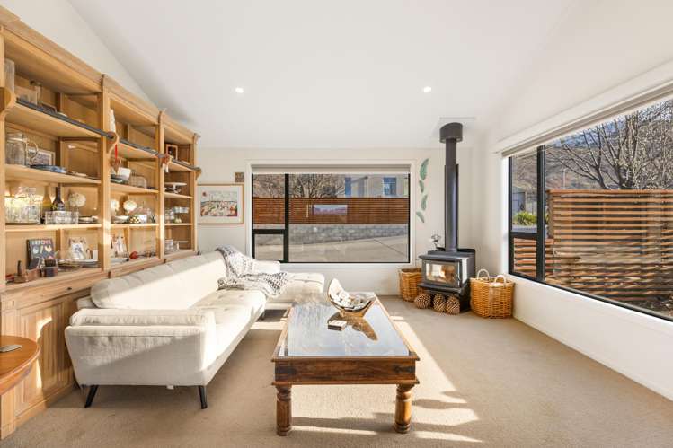 2 Percy Lane Wanaka_9