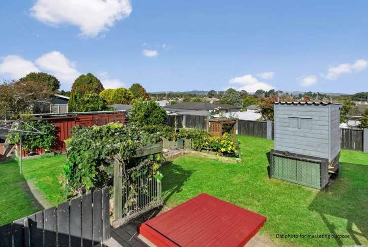 64 Hyperion Drive Randwick Park_11