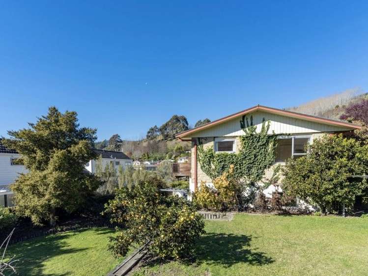 44 Churchill Avenue Richmond_18