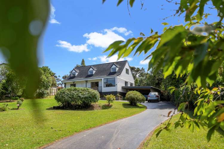 11 Ngarahana Avenue Paremoremo_23