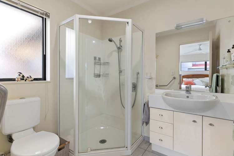 1 Brittas Place East Tamaki_21