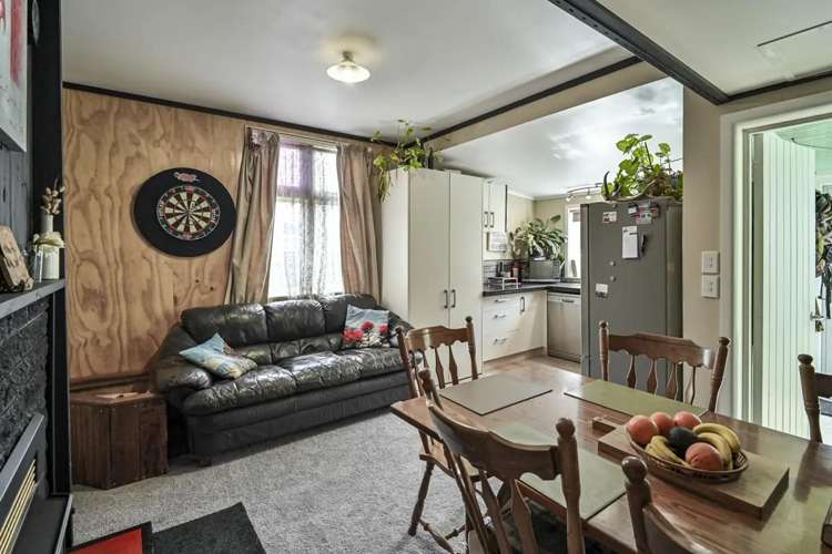 700 Buller Street Akina_6