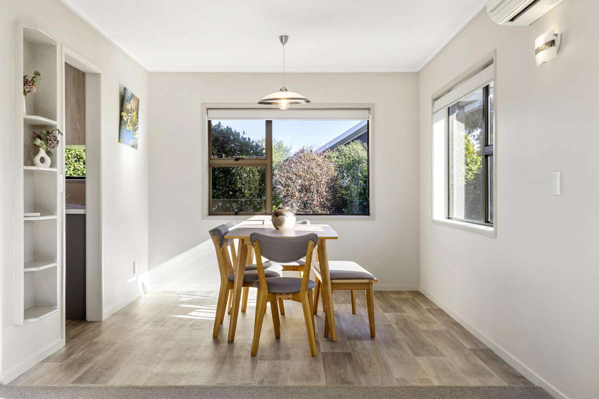 2/7 Kathleen Place_4