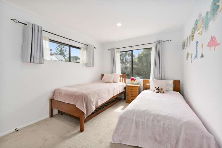 14 Rhinevale Close Henderson_10